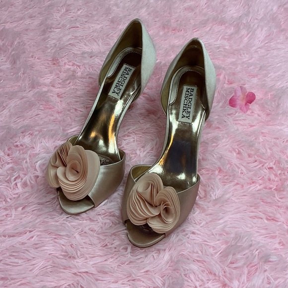 Badgley Mischka Shoes - Badgley Mischka Satin Peep-Toe Heels with Rosette Accent in Champagne